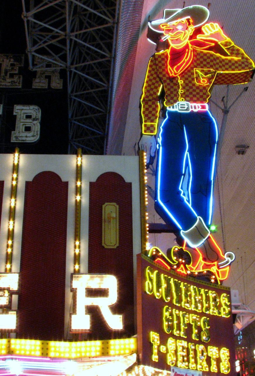 World's Largest Mechanical Neon Sign: world record in Las Vegas, Nevada