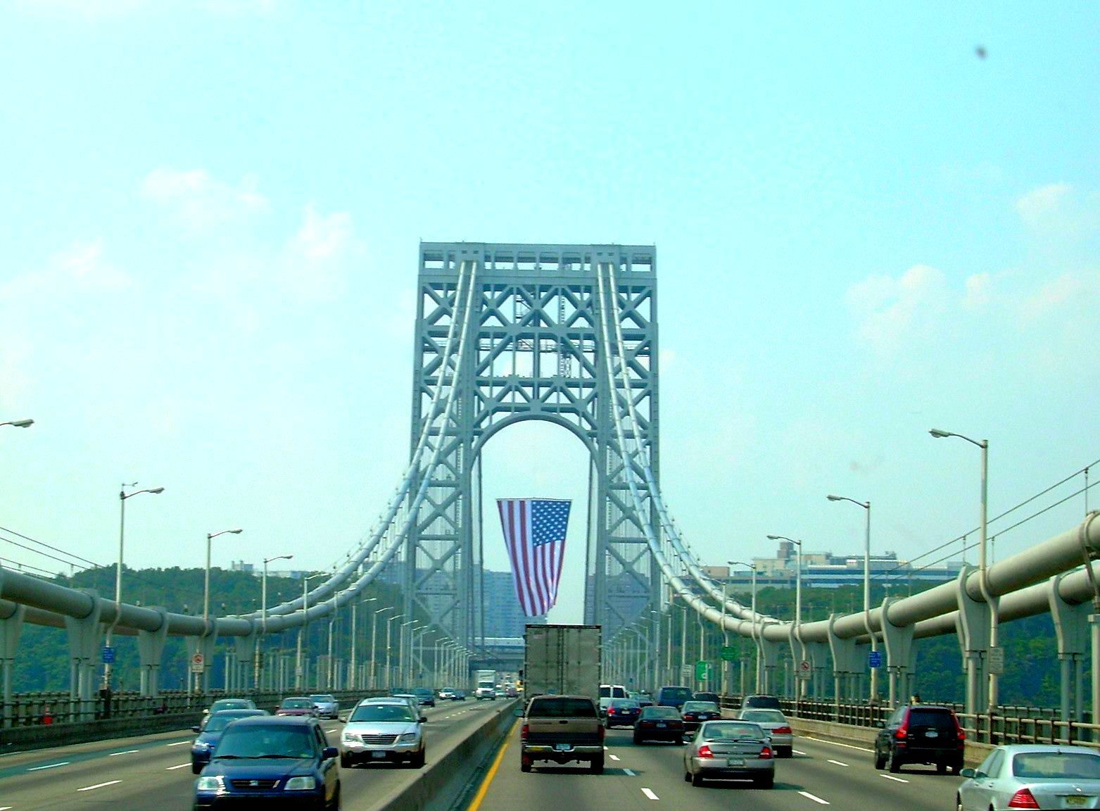World’s Busiest Motor Vehicle Bridge: world record in Fort Lee, New Jersey