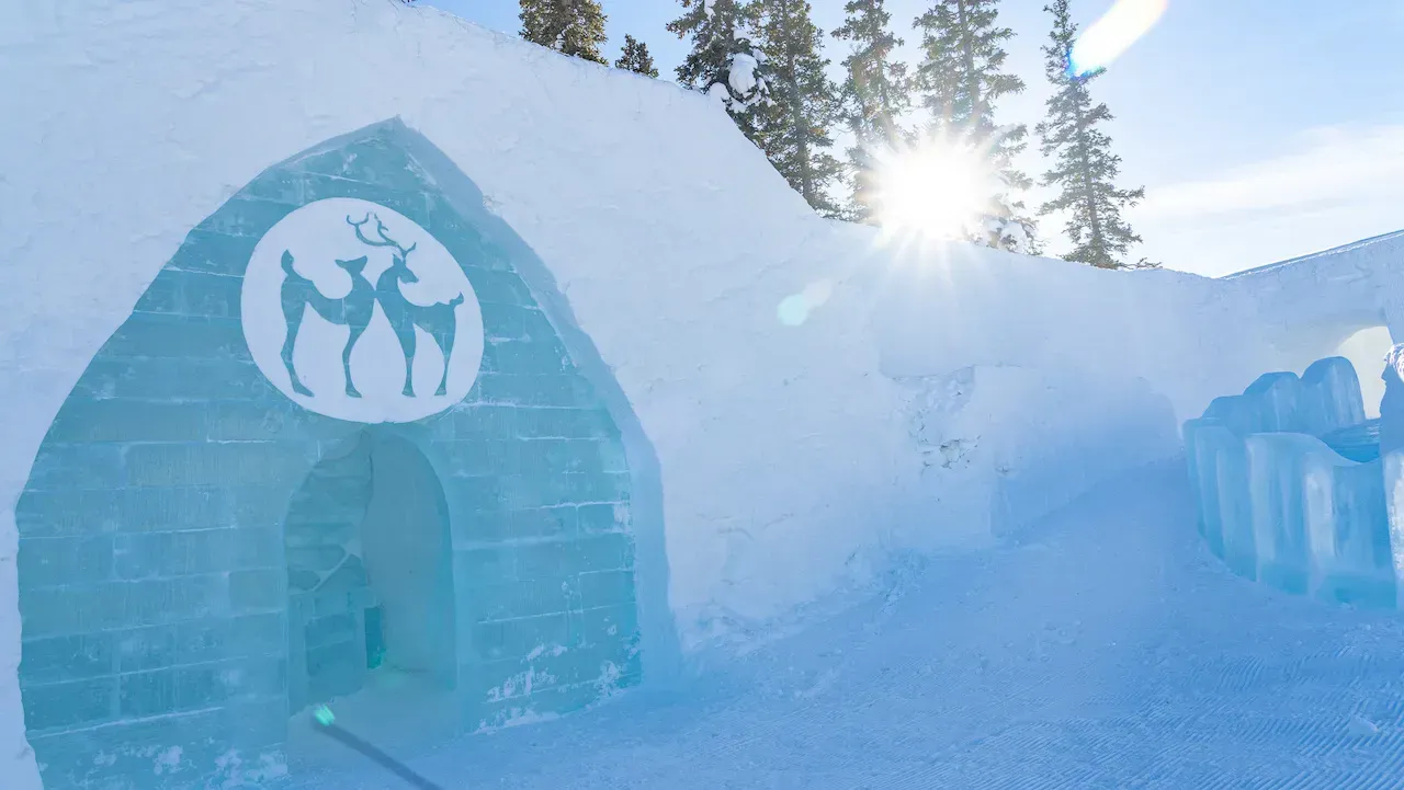 World's Largest Mountaintop Snow Fort: world record in Keystone Resort, Colorado World's Largest Mountaintop Snow Fort: world record in Keystone Resort, Colorado