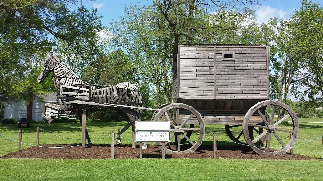 World’s Largest Amish Horse and Buggy Monument: world record in Mesopotamia, Ohio