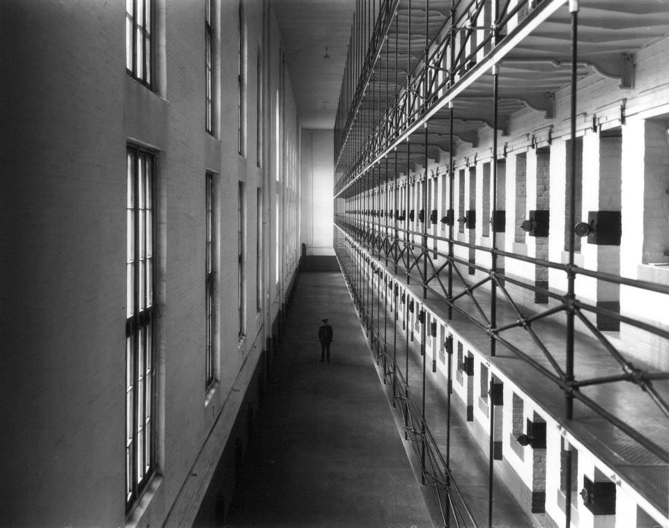 World's Largest Free Standing Jail Cell: world record in Mansfield, Ohio