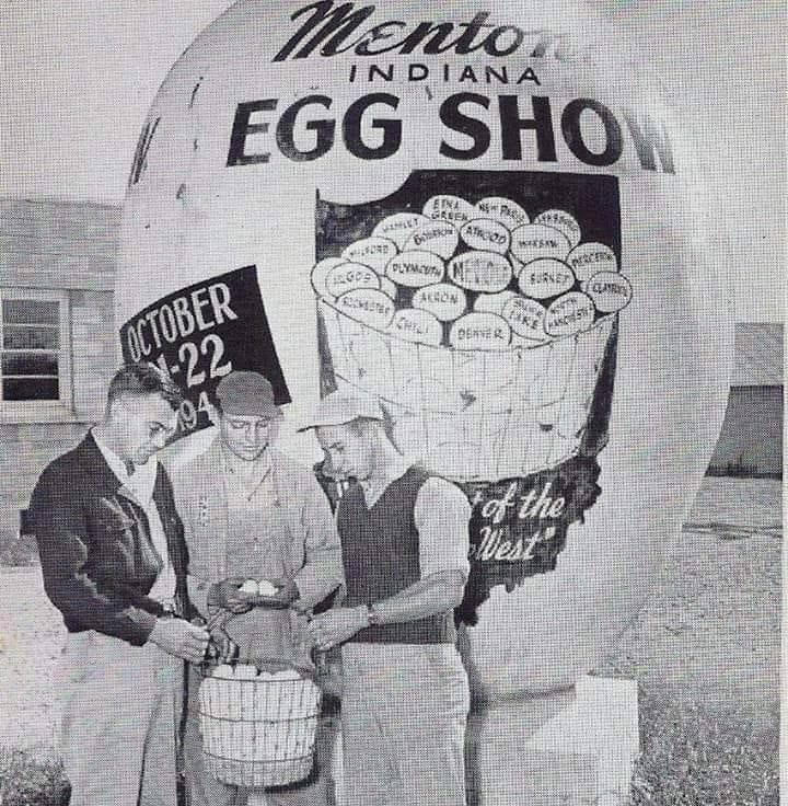 World’s Largest Egg Sculpture: world record in Mentone, Indiana