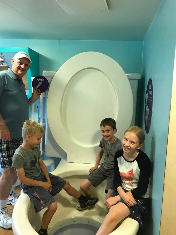 World's Largest Toilet: world record in Columbus, Indiana