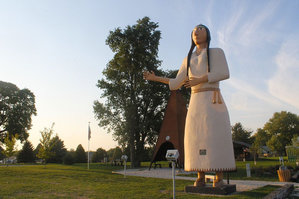 World’s Largest Indian Maiden Monument: world record in Pocahontas, Iowa