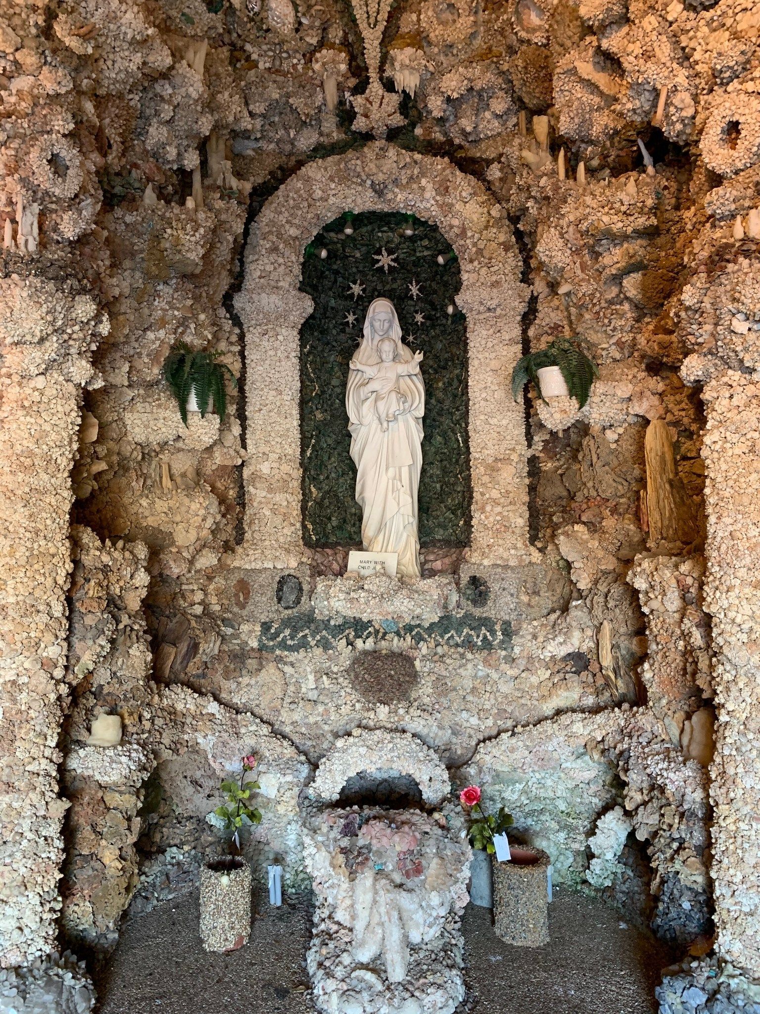 World’s Largest Man-made Grotto: world record in West Bend, Iowa