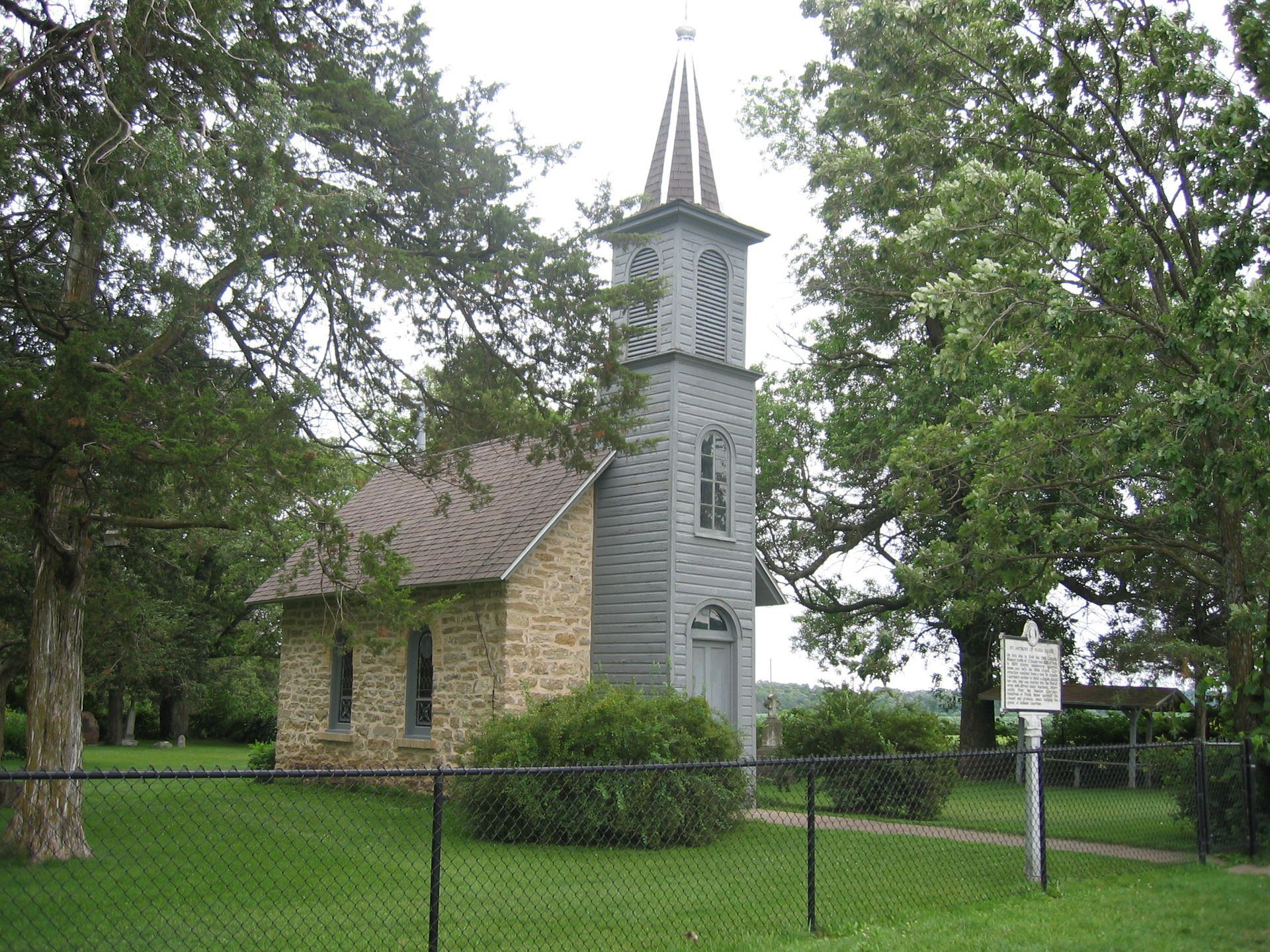 World's Smallest Church: world record in Fort Atkinson, Iowa