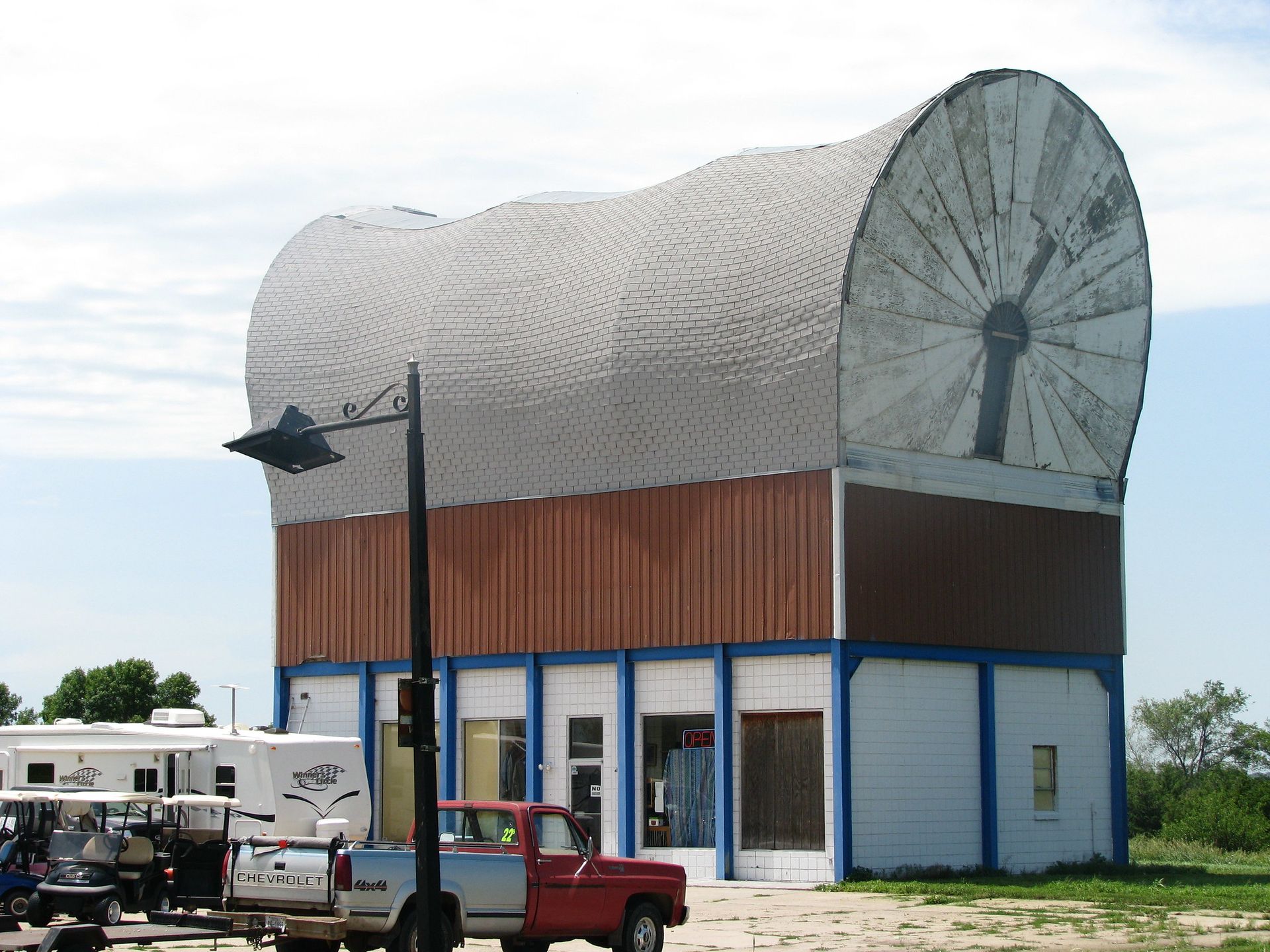 World’s Largest Covered Wagon, a world record in Milford, Nebraska