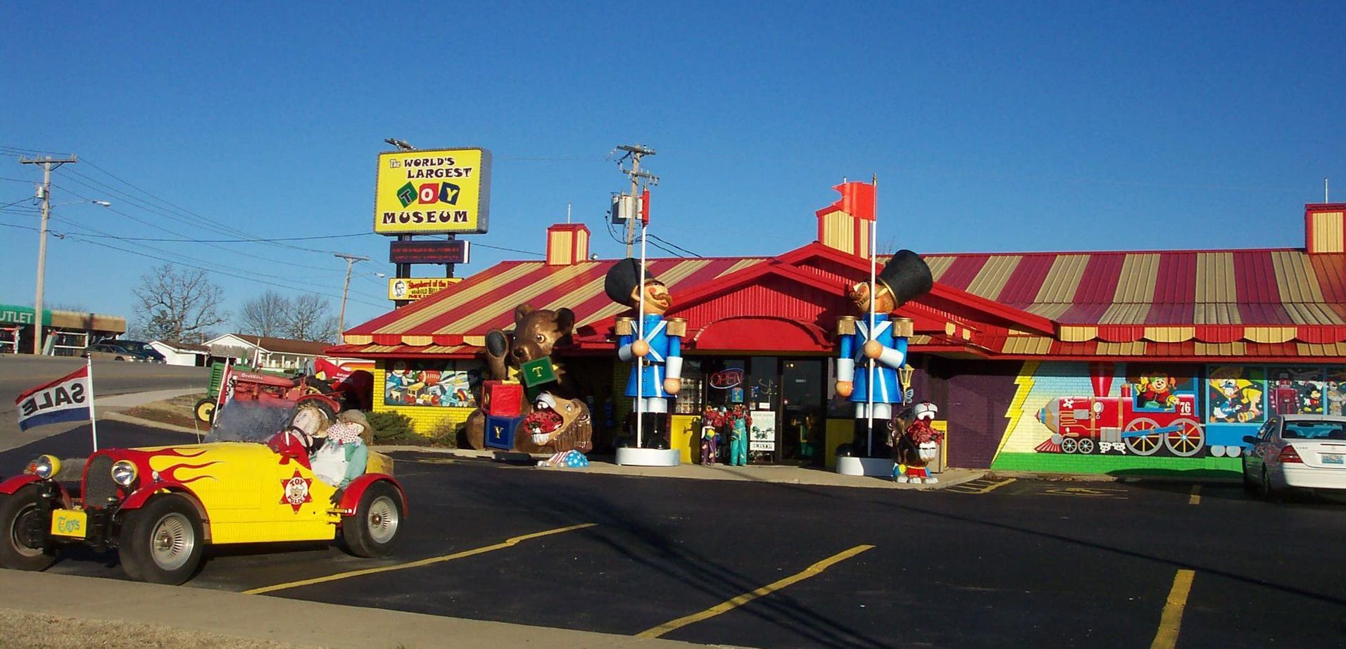  World's Largest Toy Museum Complex: world record in Branson, Missouri
