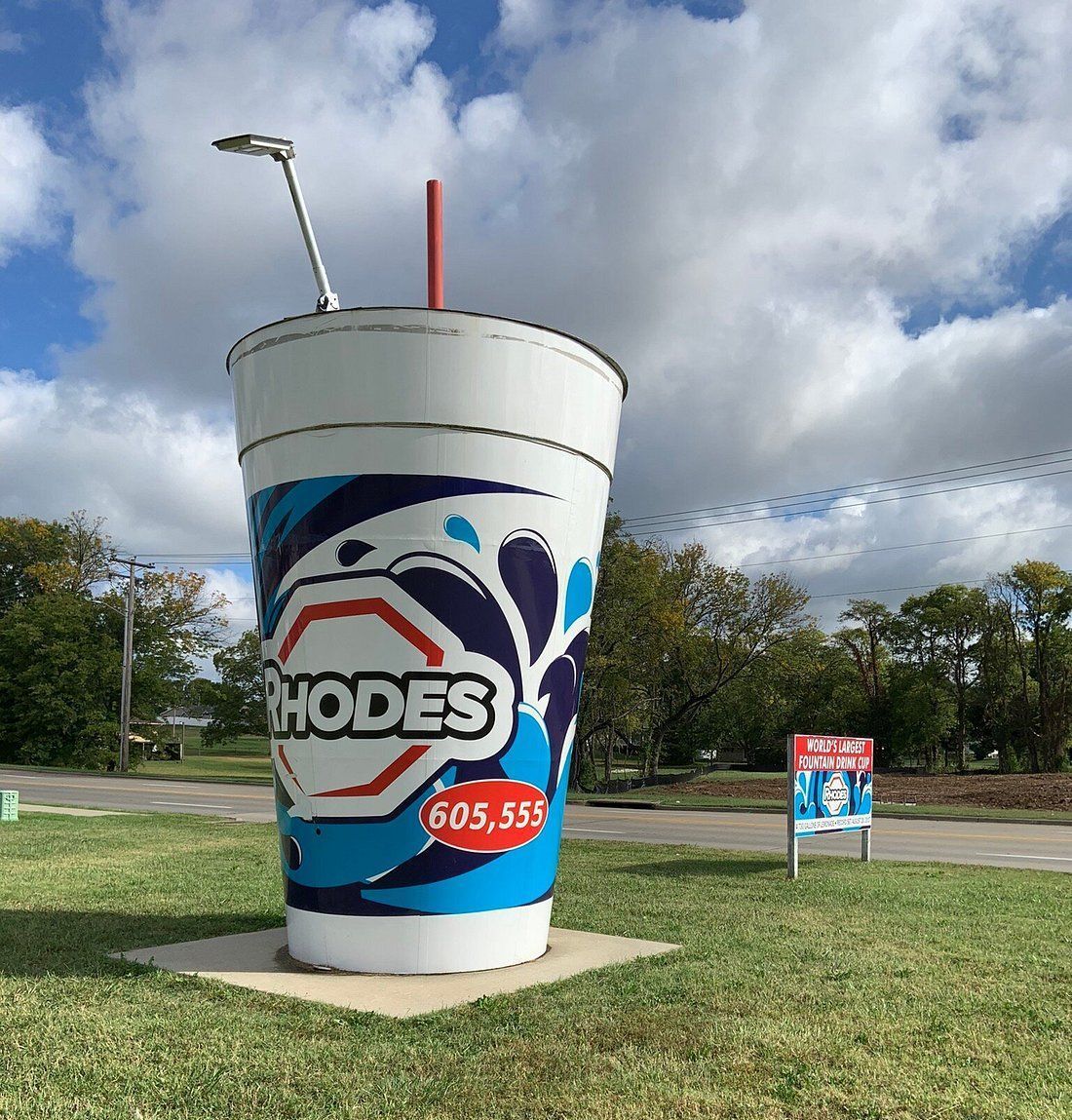 World's Largest Cup of Soft Drink: world record in Cape Giradeau, Missouri