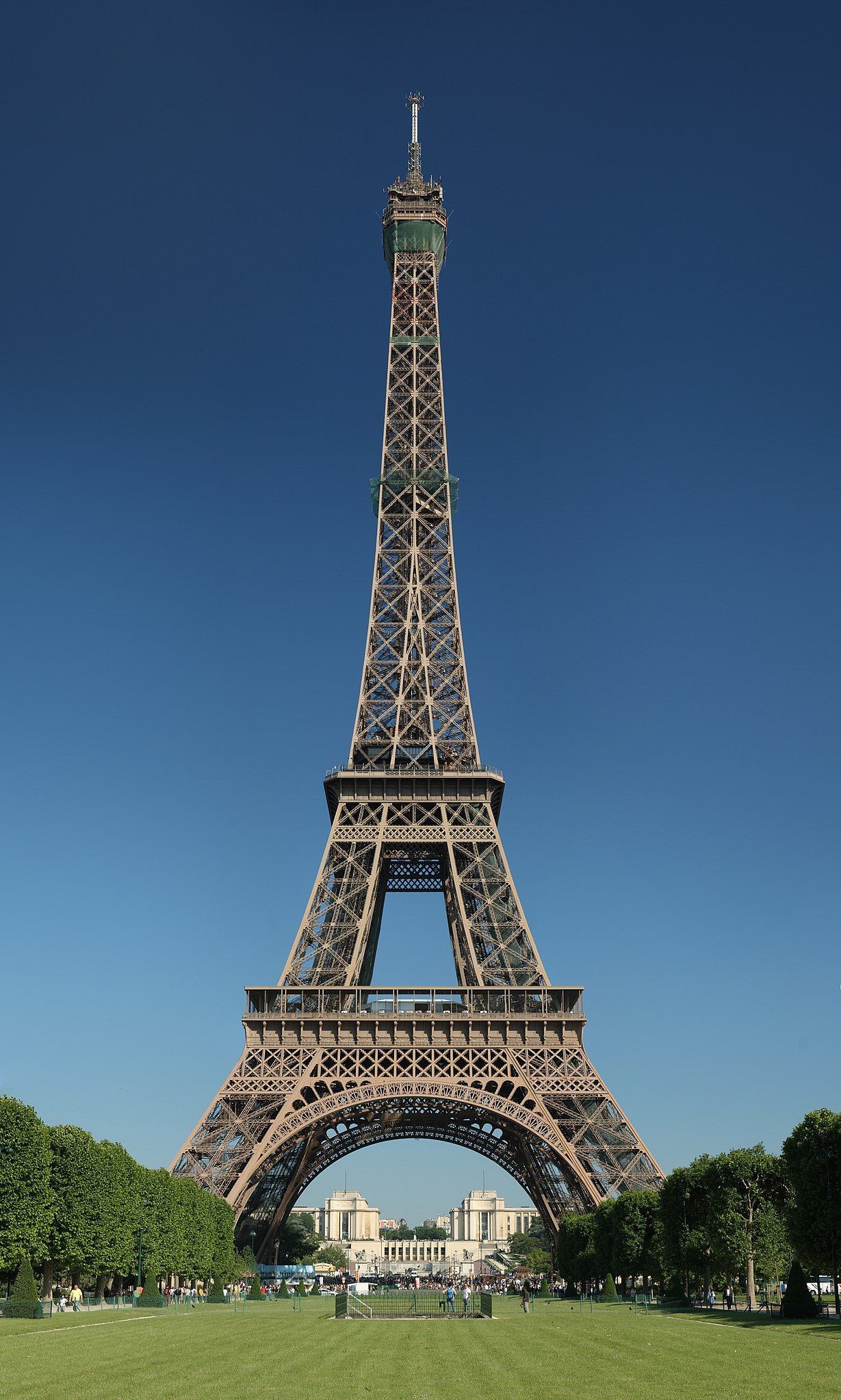 World's most visited monument with an entrance fee: The Eiffel Tower