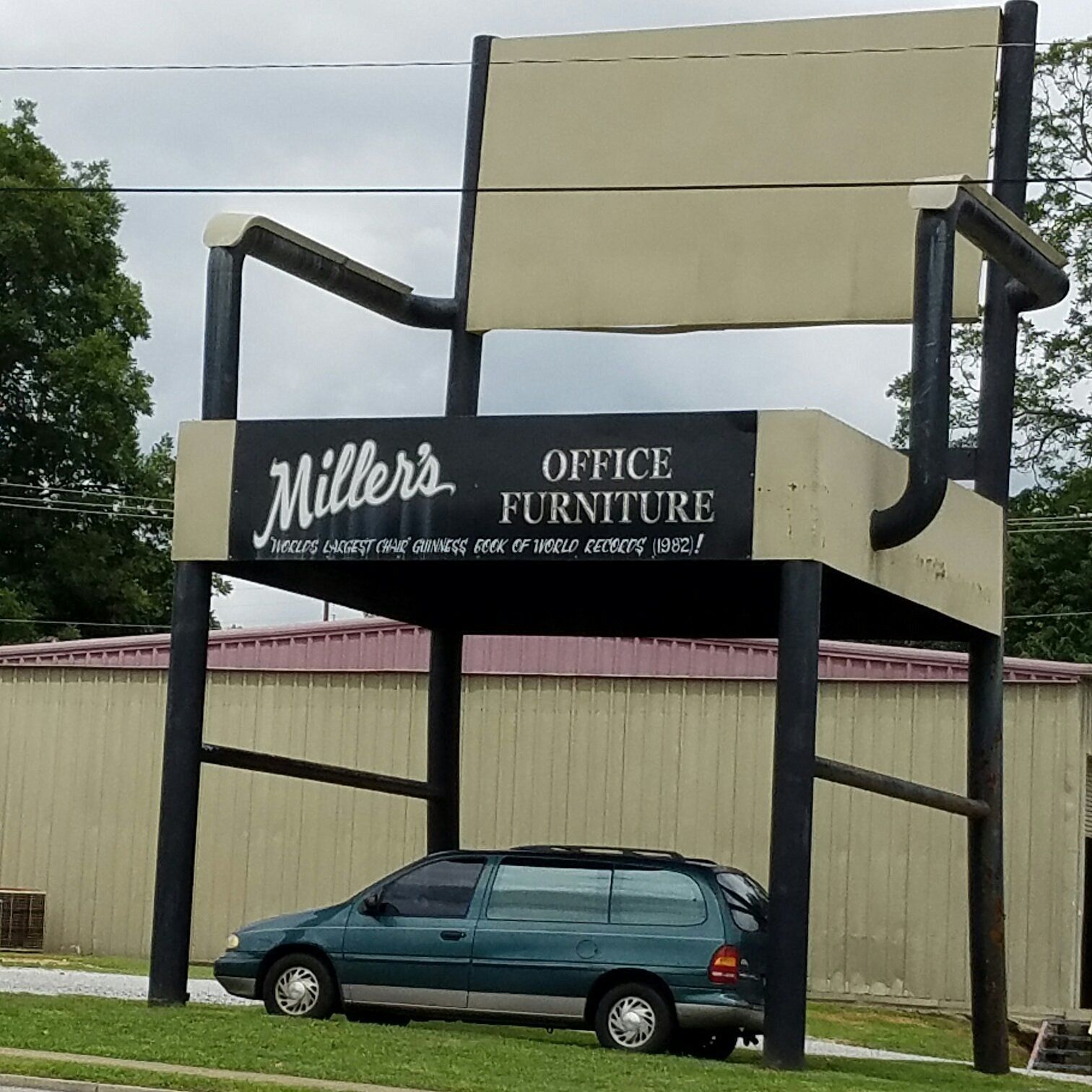 
World's Largest Office Chair: world record in Anniston, Alabama