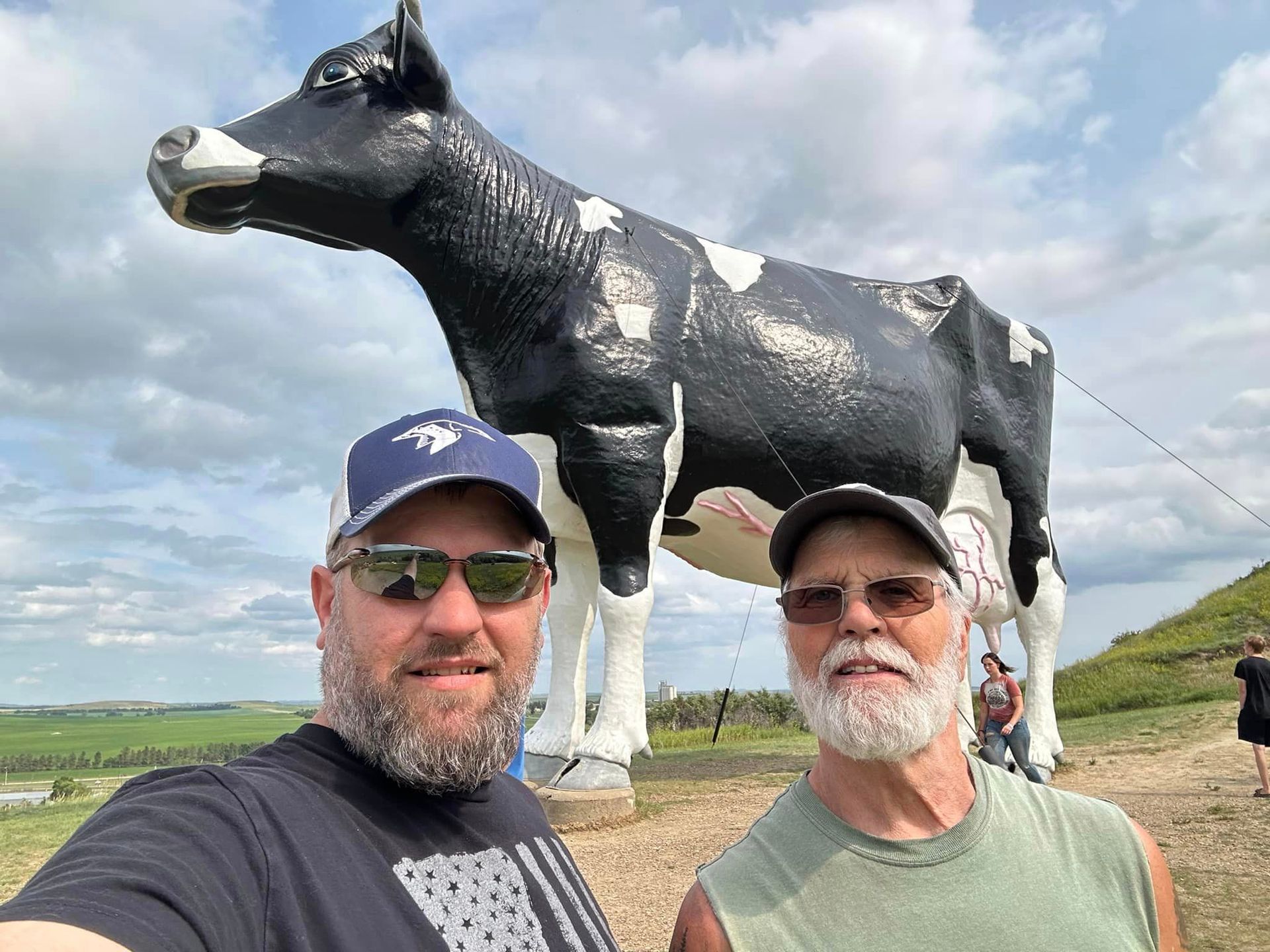 
World's Largest Holstein Cow Sculpture: world record in New Salem, North Dakota