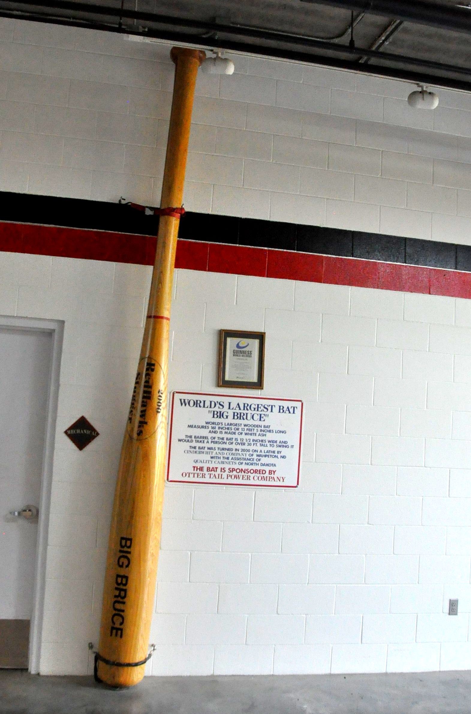World's Largest Wooden Baseball Bat: world record in Fargo, North Dakota