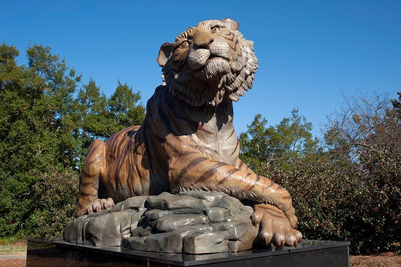 World’s Largest Golden Tiger Sculpture: world record in Gainesville, Georgia