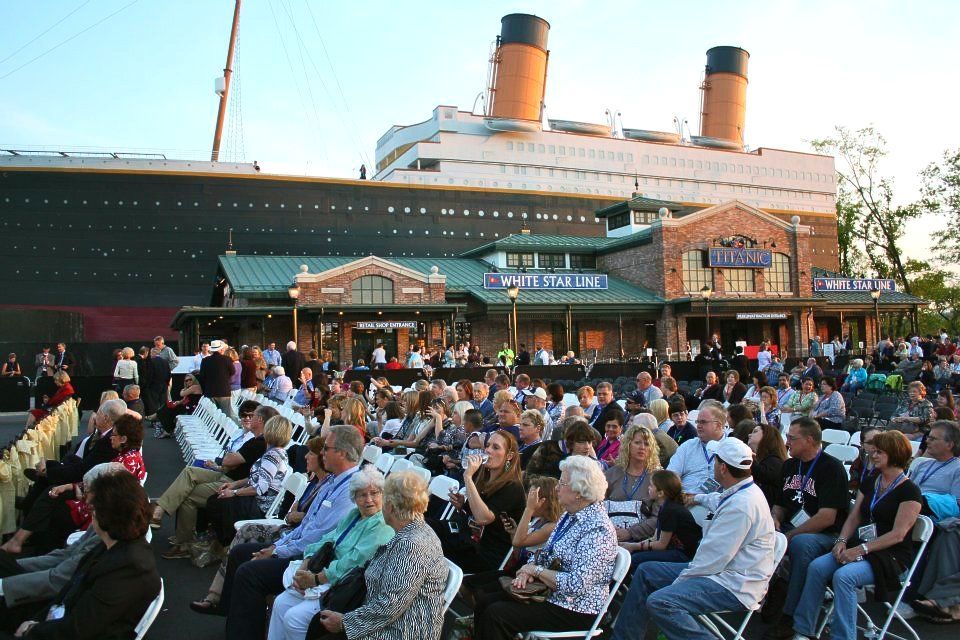  World’s Largest Titanic Museum: world record in Pigeon Forge, Tennessee 