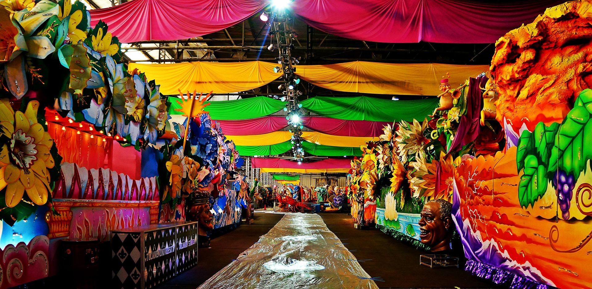  World's largest float designing and building facility: world record in New Orleans, Louisiana