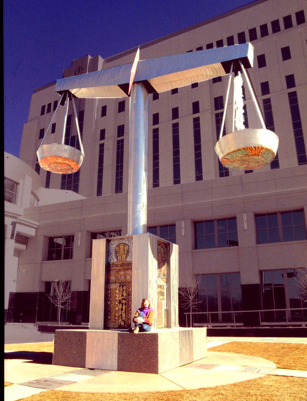 World's Largest Scales of Justice Sculpture, world record in Albuquerque, New Mexico