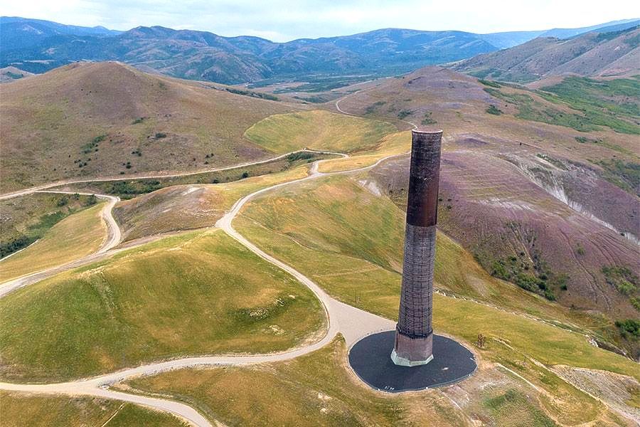 World's tallest surviving masonry structure, world record in Anaconda, Montana