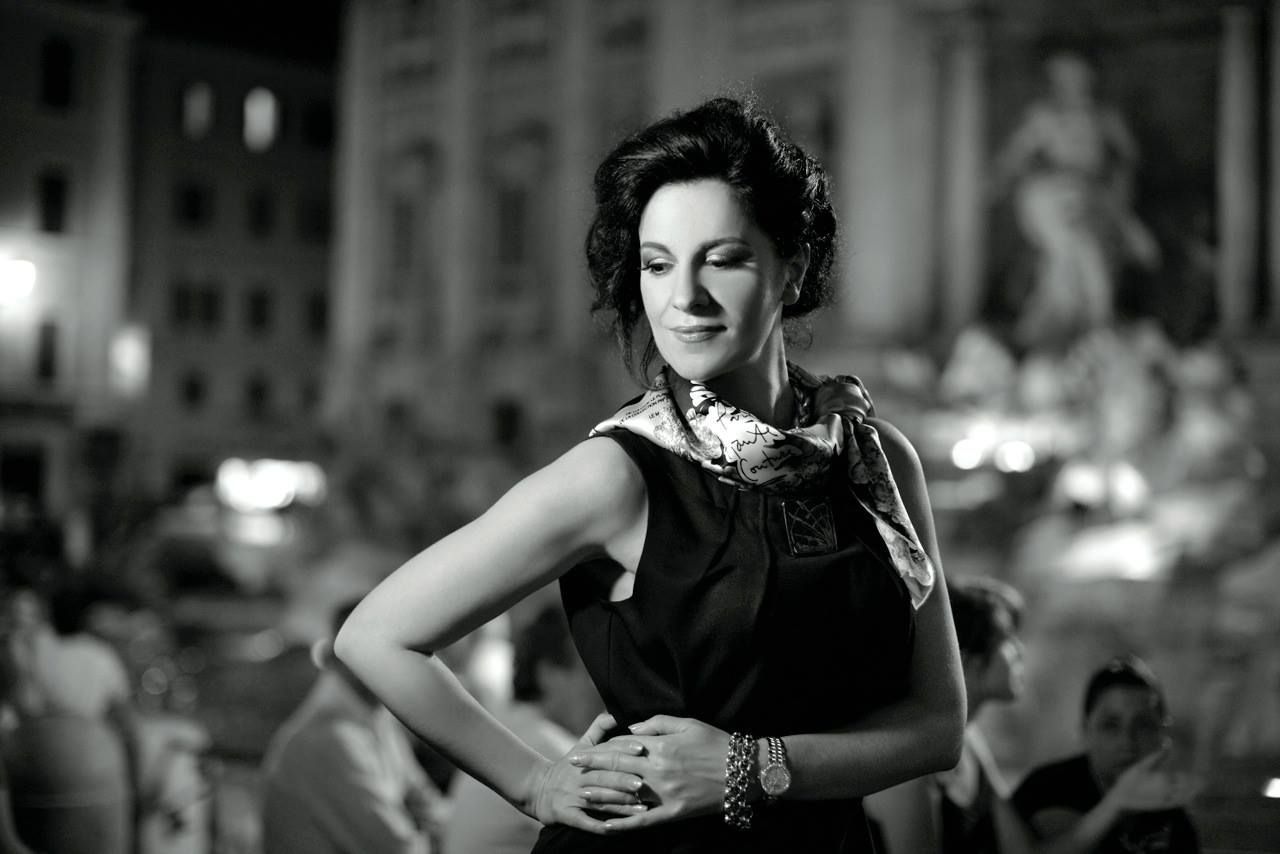 World's most glamorous opera star, world record set by Angela Gheorghiu