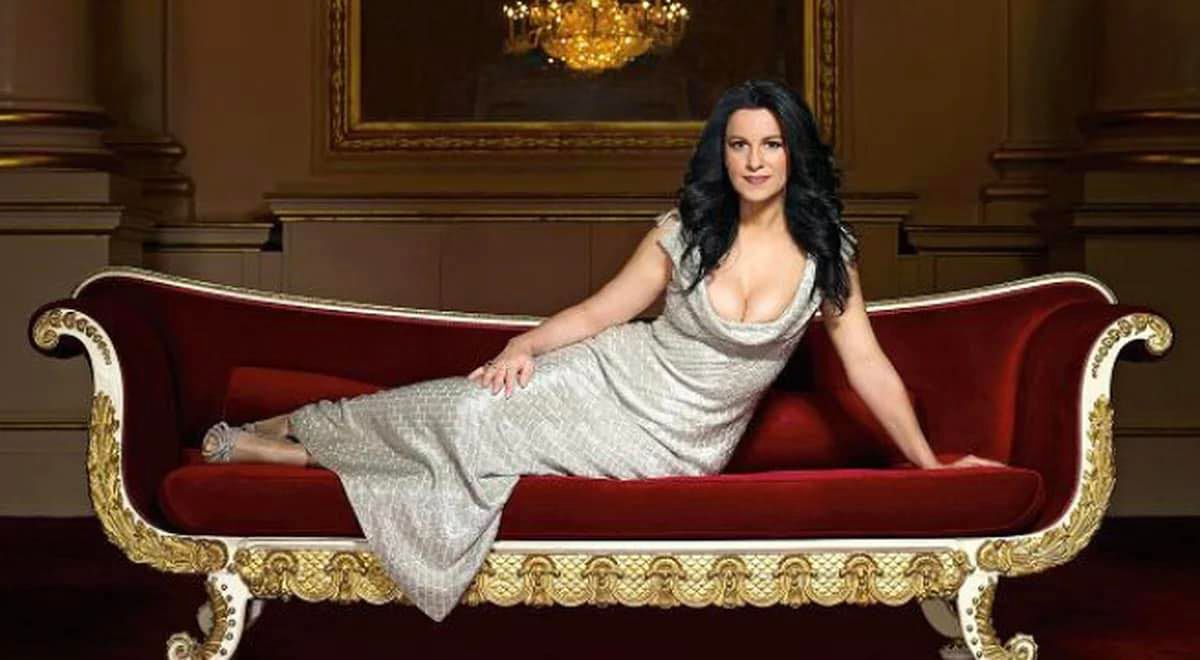 World's most glamorous opera star, world record set by Angela Gheorghiu