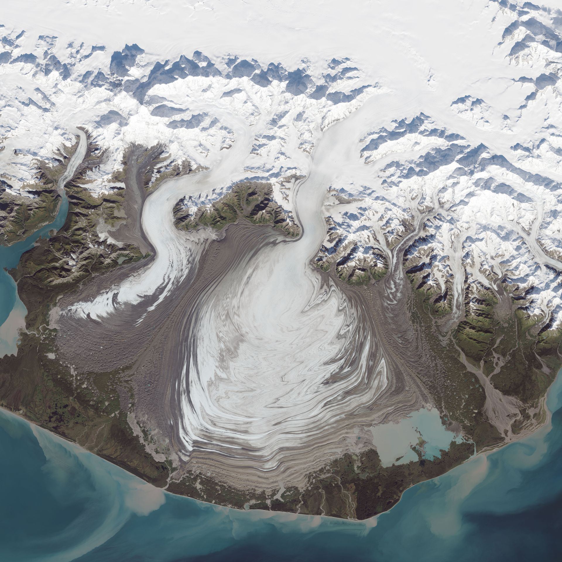 World's Largest Piedmont Glacier, world record in Alaska
