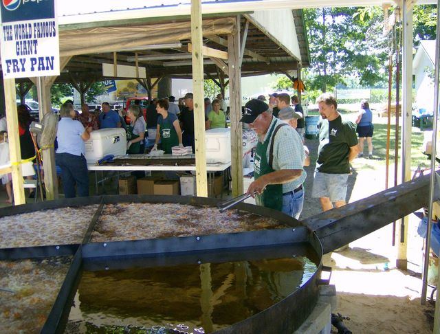 World's Largest Frying Pan