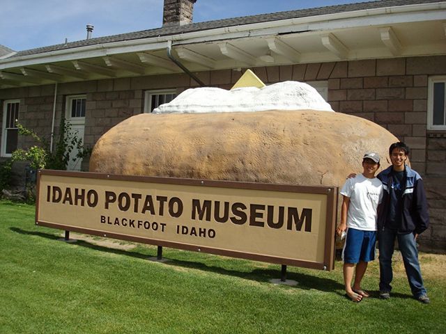 World's Largest Baked Potato with Topping Sculpture, world record in Blackfoot, Idaho

