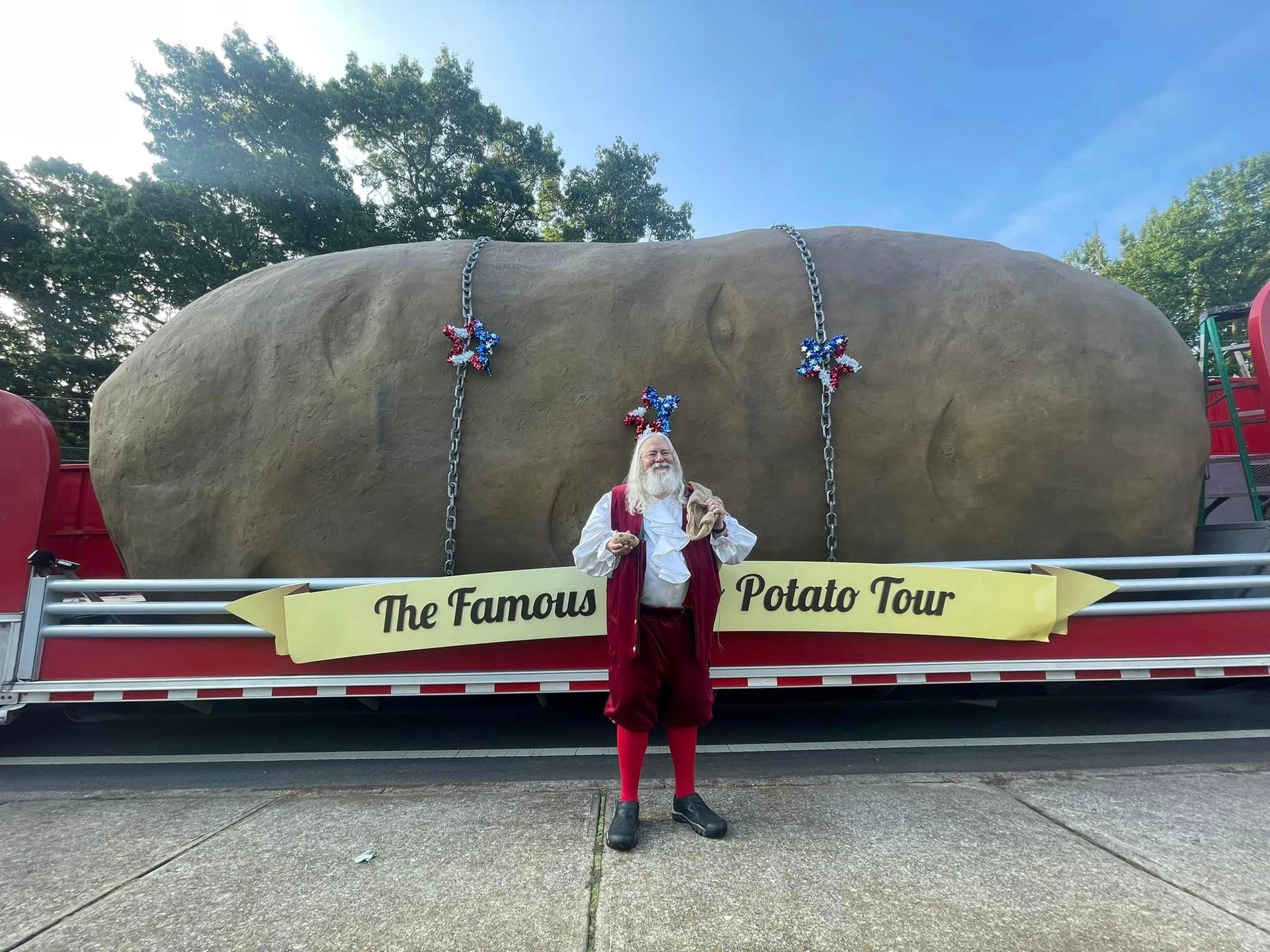 World's Largest Traveling Potato Sculpture, world record from Idaho