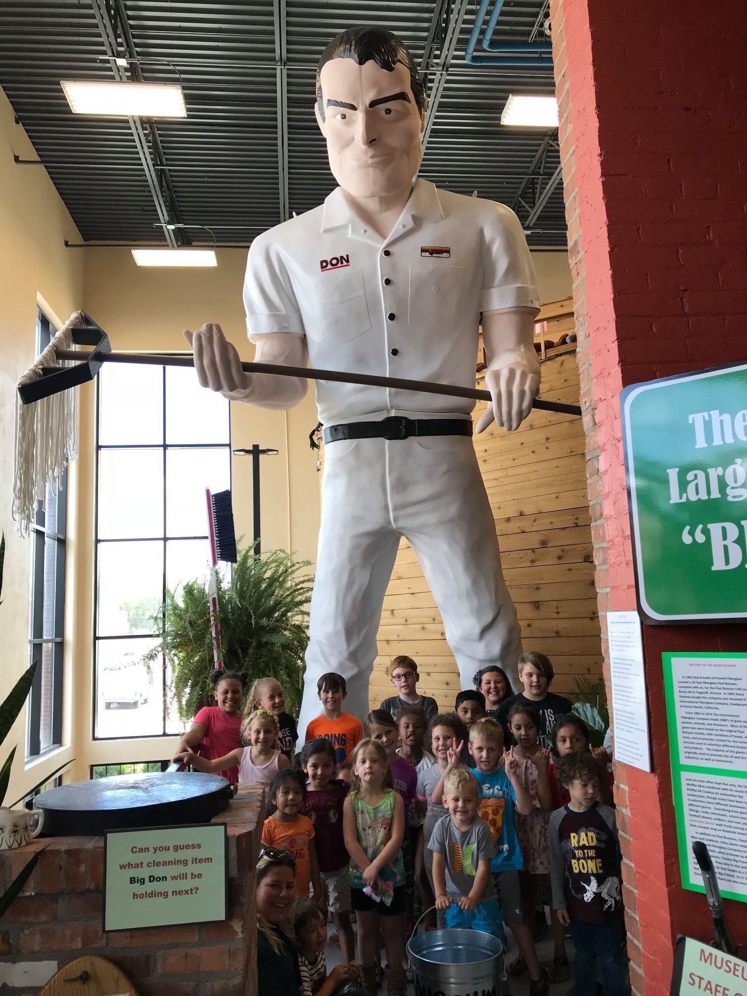 World's Largest Janitor Statue, world record in Pocatello, Idaho