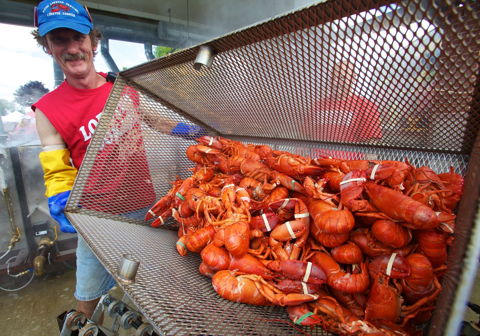 World's Largest Lobster Cooker, world record in Rockland, Maine
