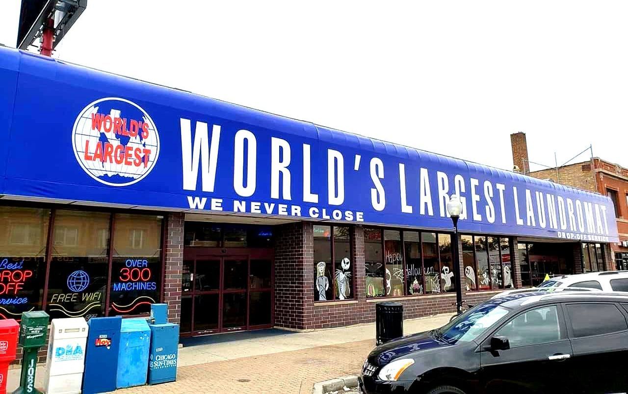 
World's Largest Laundromat, world record in Berwyn, Illinois