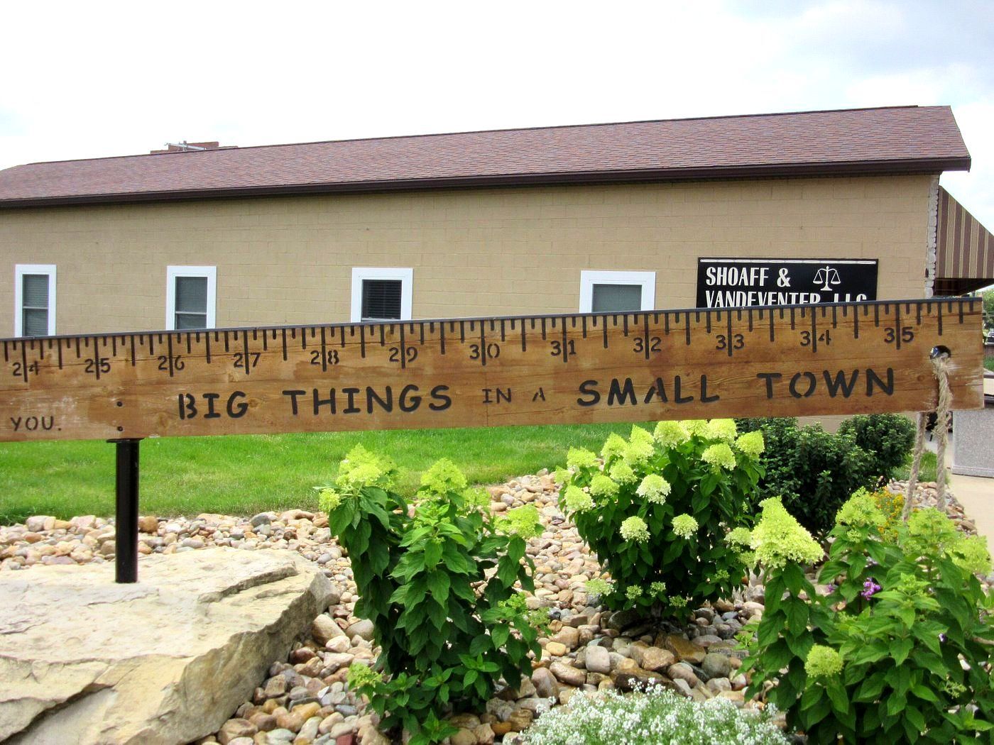 World's Largest Yardstick, world record in Casey, Illinois