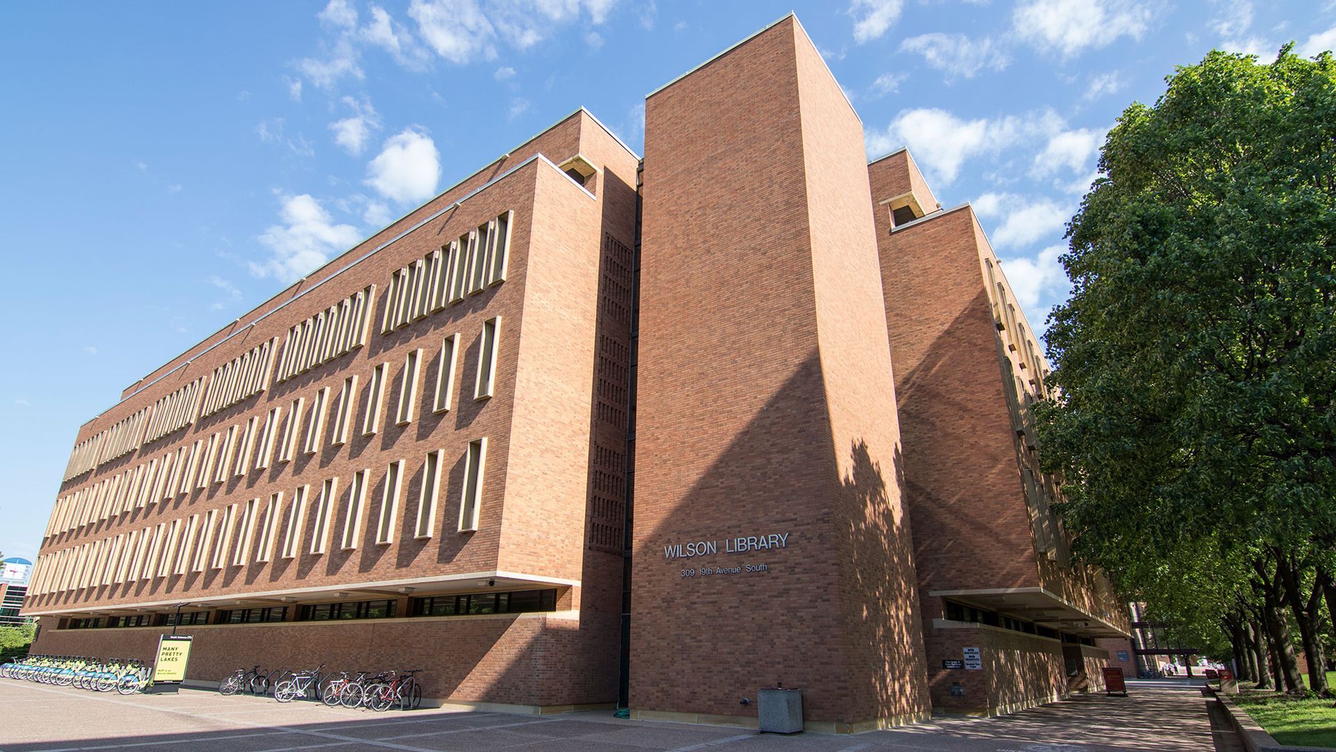 World's Largest Sherlock Holmes Collection, world record in Minneapolis, Minnesota