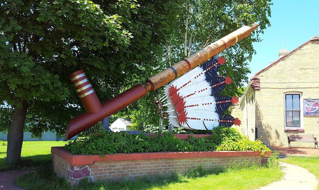 World's Largest Peace Pipe, world record in Pipestone, Minnesota