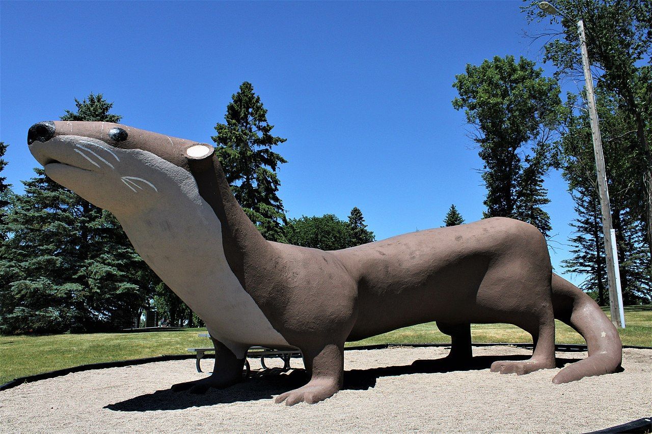 World’s Largest Otter Sculpture, world record in Fergus Falls, Minnesota