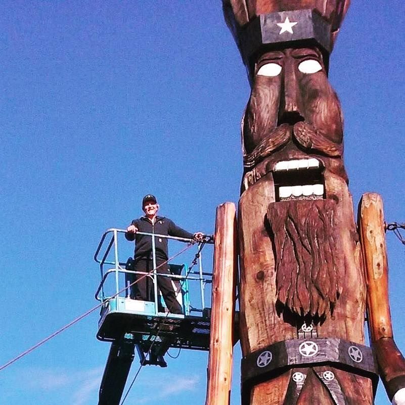 
World's Largest Nutcracker, world record in Roseburg, Oregon
