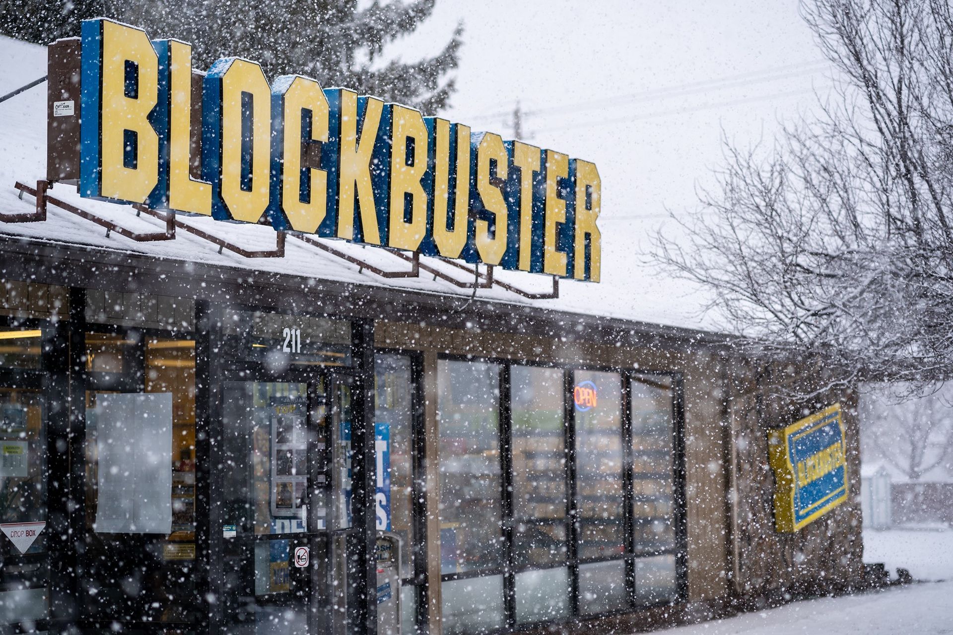 World's Last Blockbuster Store, world record in Bend, Oregon