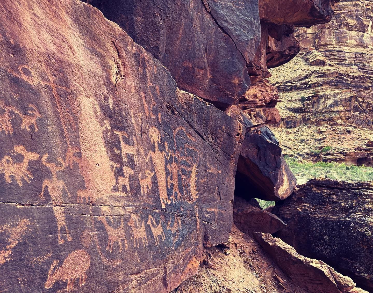 World’s Longest Art Gallery, The Nine Mile Canyon sets world record