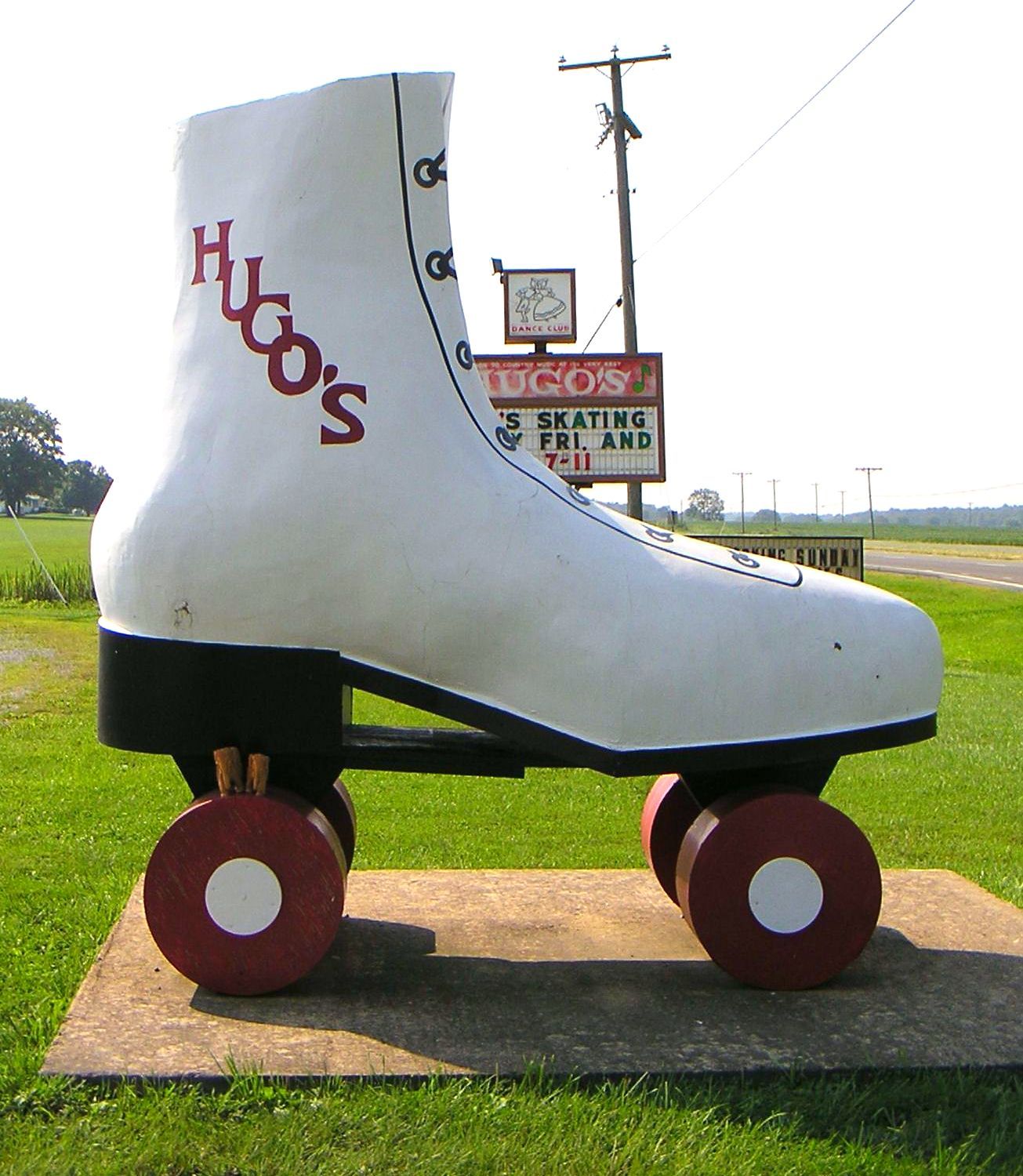 World’s Largest Roller Skate Sculpture, world record in Bealeton, Virginia