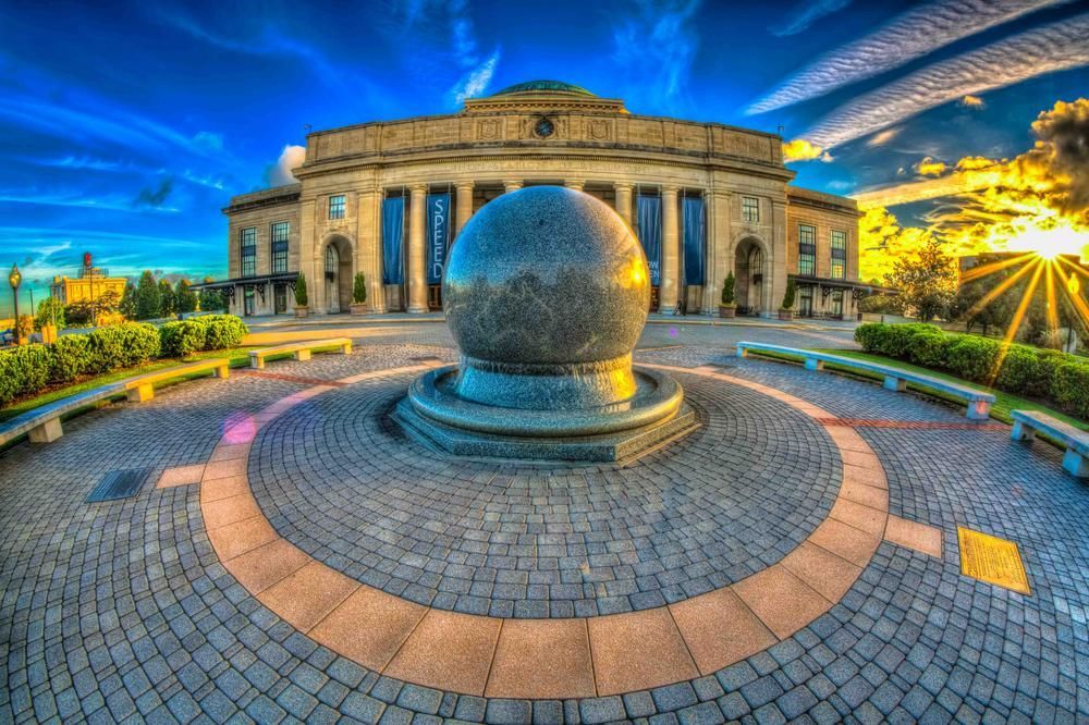 World’s Largest Floating-ball Sculpture, world record in Richmond, Virginia