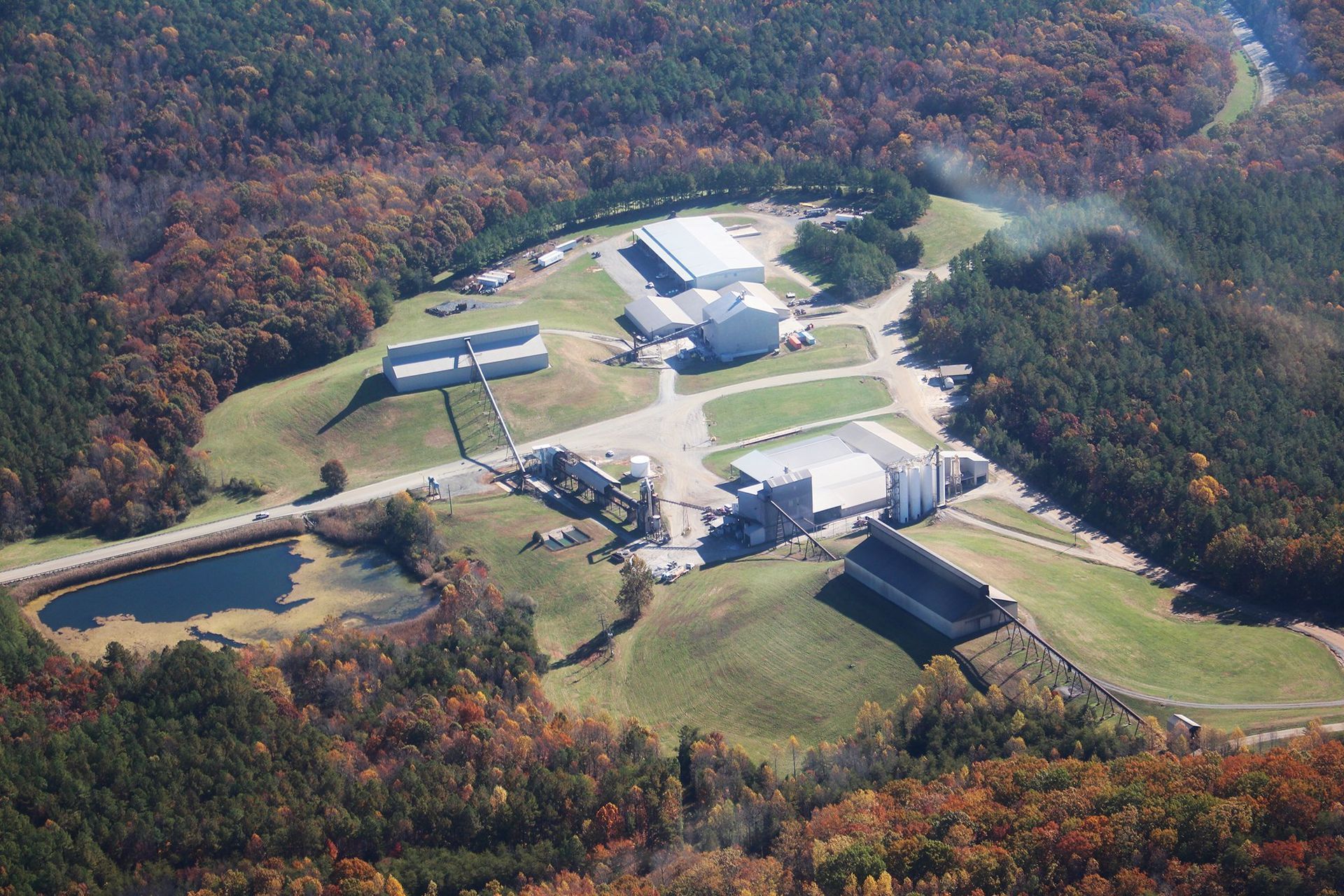 World's Largest Kyanite Mine, world record at Willis Mountain, Virginia