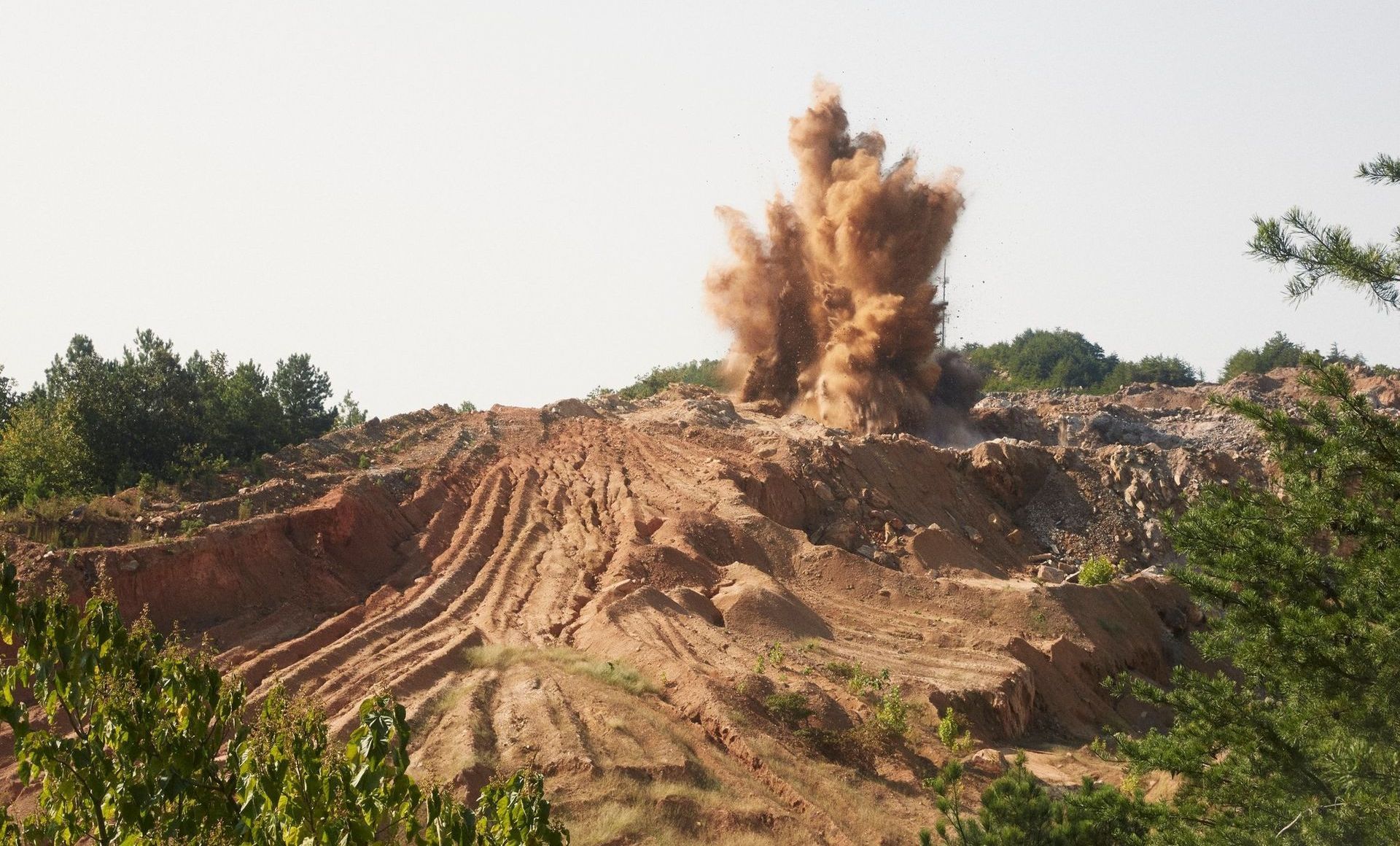 World's Largest Kyanite Mine, world record at Willis Mountain, Virginia