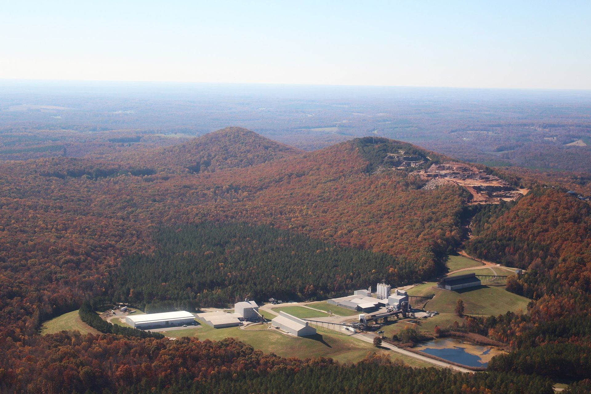 World's Largest Kyanite Mine, world record at Willis Mountain, Virginia