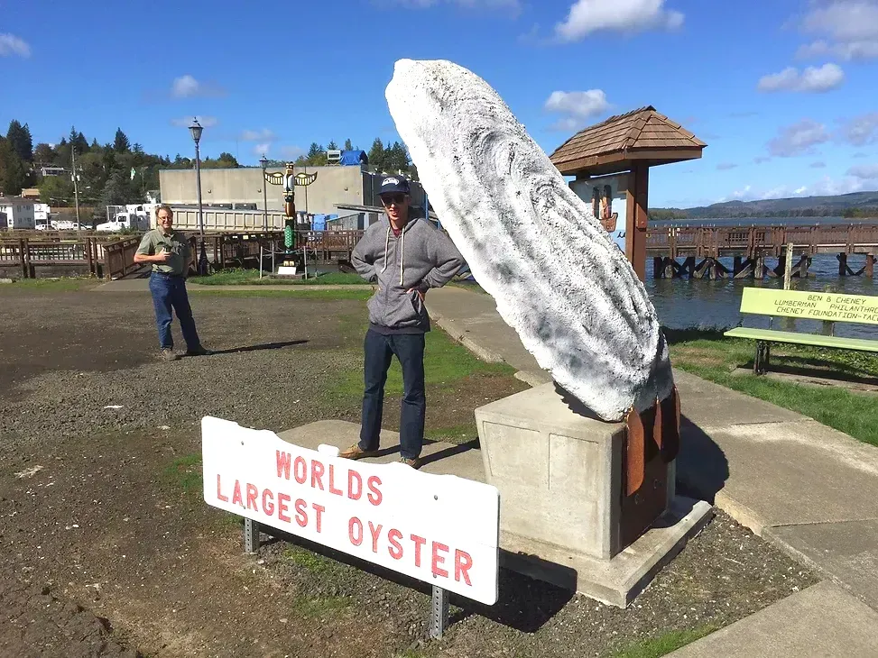 World’s Largest Oyster Sculpture, world record in South Bend, Washington