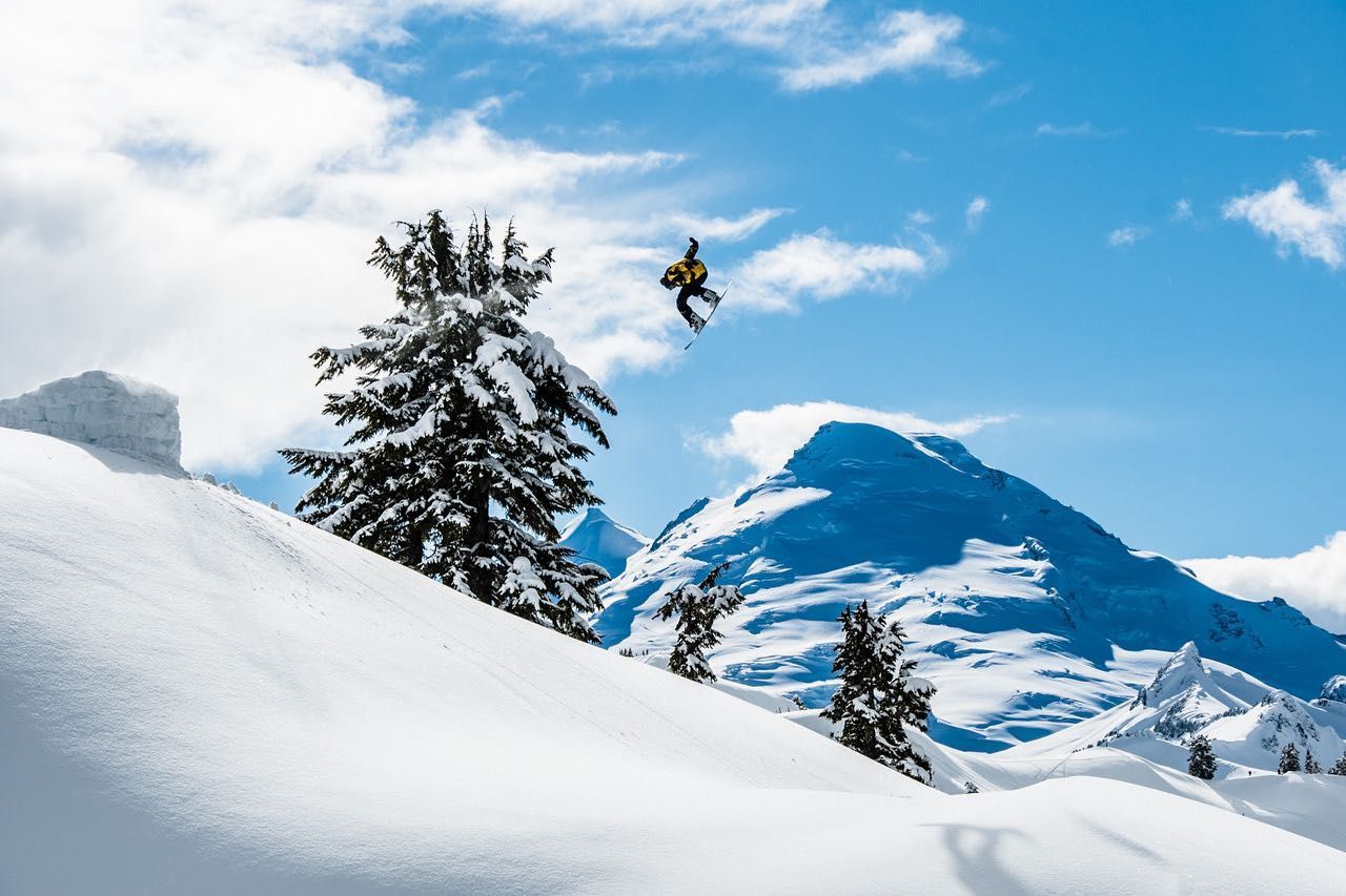 Most snow in one year, world record in Mount Baker, Washington