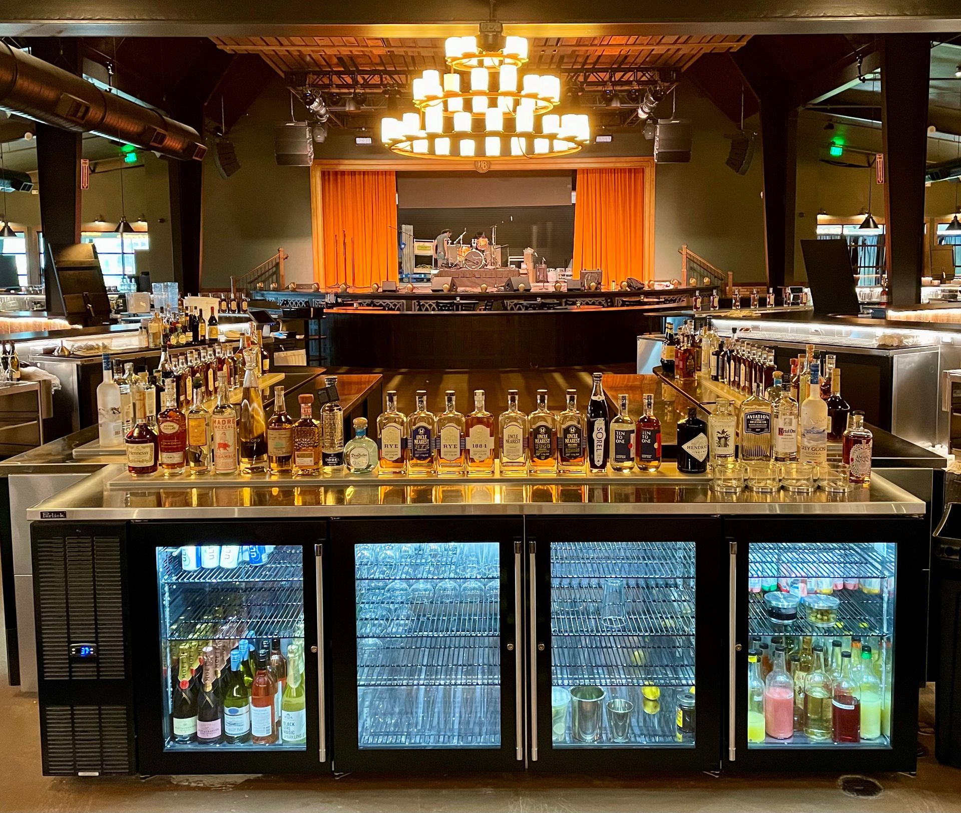 World's Longest Bar, world record in  Shelbyville, Tennessee, United States