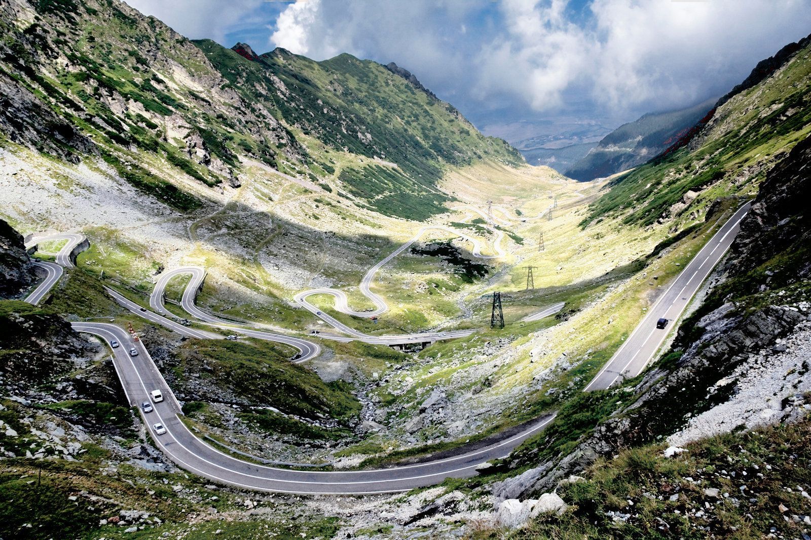 World's Most Scenic Mountain Road, The Transfăgărășan sets world record