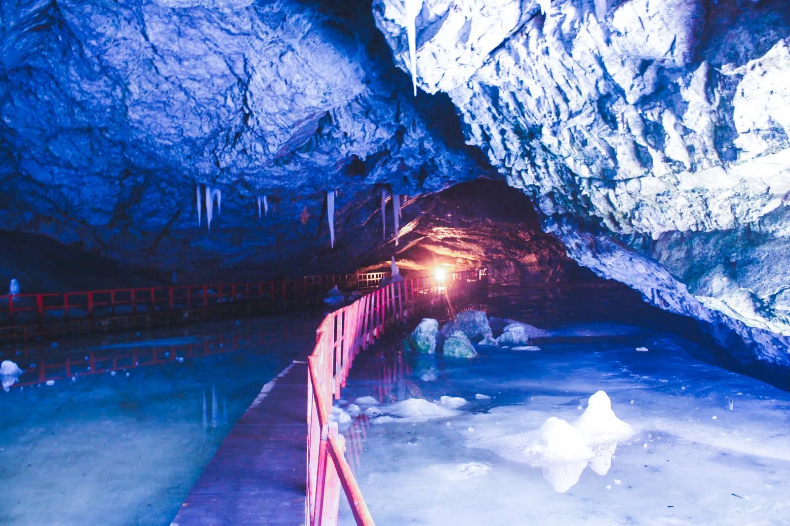 World's largest compact underground glacier, The Scărișoara Glacier Cave sets world record
