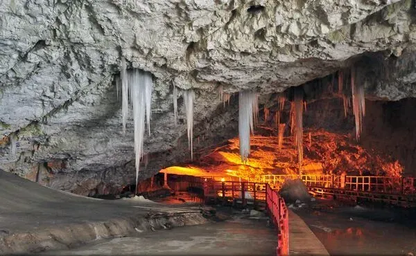 World's largest compact underground glacier, The Scărișoara Glacier Cave sets world record