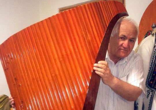 World's Largest Pan Flute, world record set by Ştefan Popescu